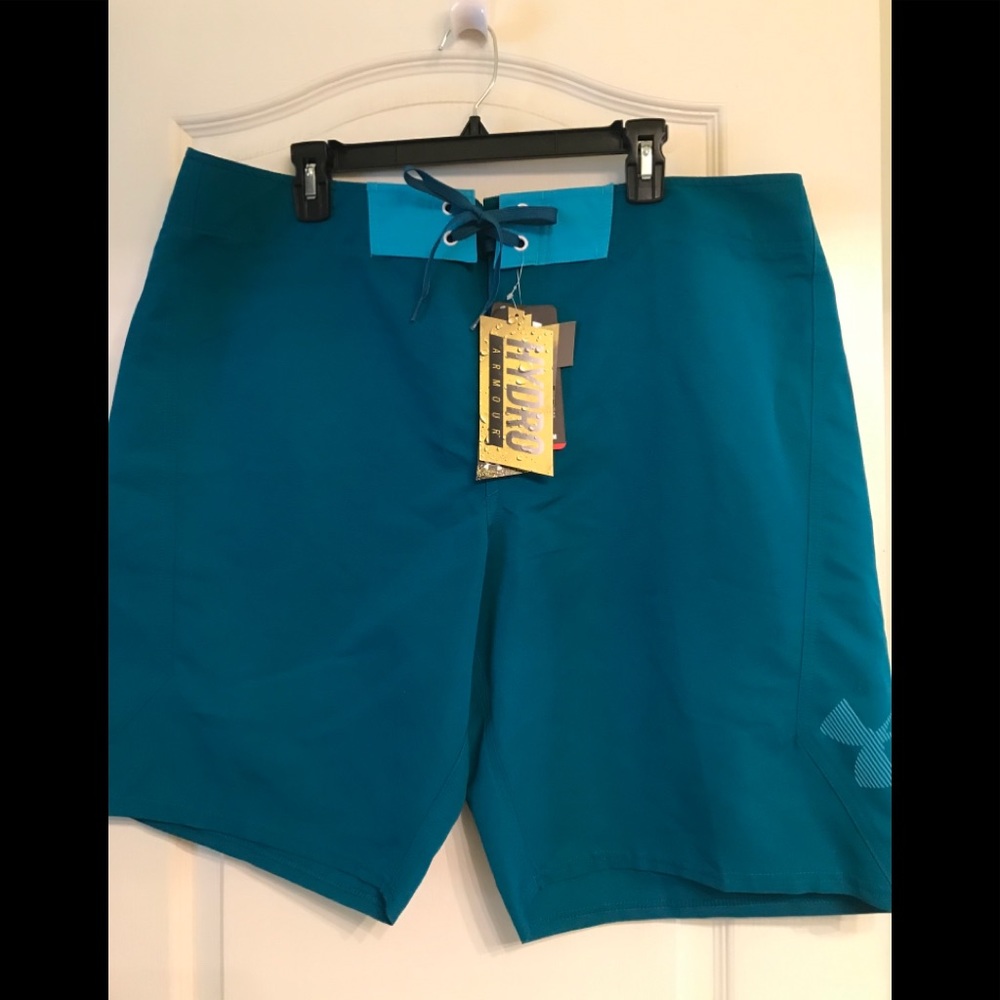 🆕Under Armour Loose Fit Bathing Suit Swim Trunk